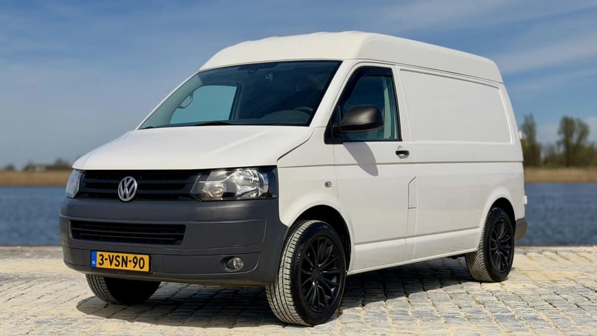 Volkswagen Transporter — foto 1