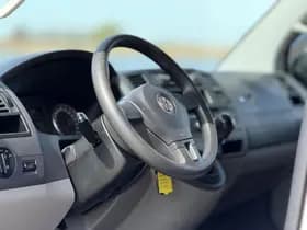Volkswagen Transporter thumbnail 10