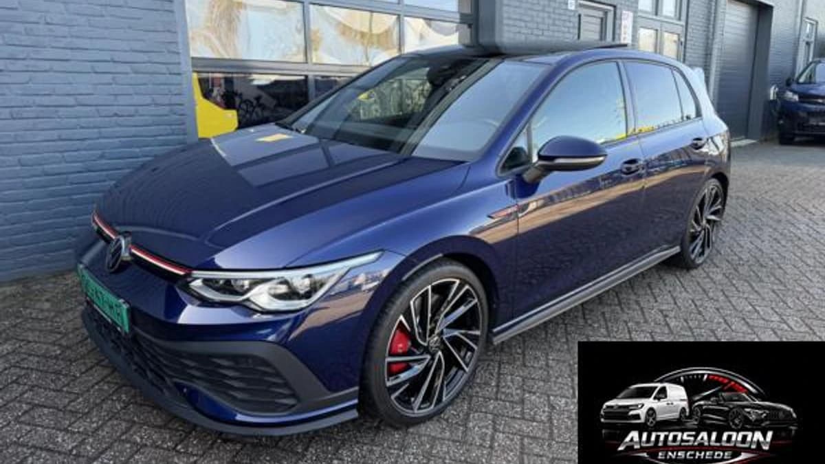 Volkswagen Golf — foto 1