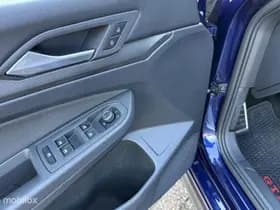 Volkswagen Golf thumbnail 16