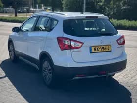 Suzuki SX4 S-Cross thumbnail 3