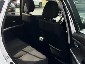 Suzuki SX4 S-Cross thumbnail 22