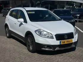 Suzuki SX4 S-Cross thumbnail 7