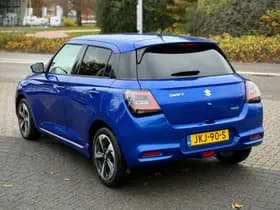 Suzuki Swift thumbnail 3