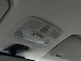 Suzuki Swift thumbnail 25