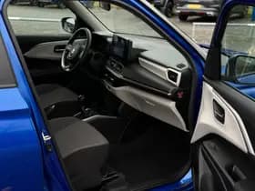 Suzuki Swift thumbnail 30