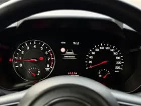 Suzuki Swift thumbnail 12