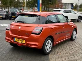 Suzuki Swift thumbnail 5