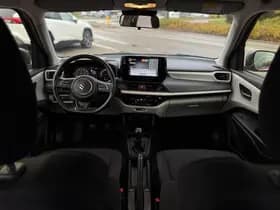 Suzuki Swift thumbnail 10