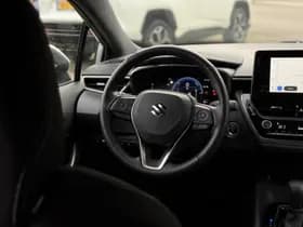 Suzuki Swace thumbnail 11