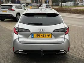 Suzuki Swace thumbnail 4