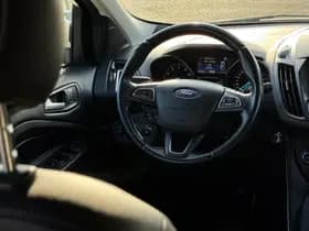 Ford Kuga thumbnail 11