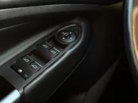 Ford Kuga thumbnail 15