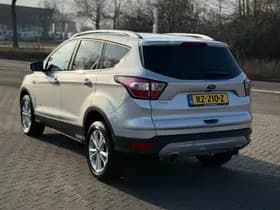 Ford Kuga thumbnail 3