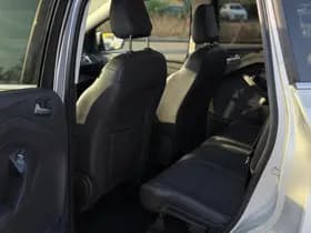 Ford Kuga thumbnail 24