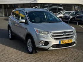 Ford Kuga thumbnail 7