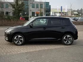 Suzuki Swift thumbnail 2