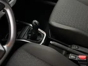 Suzuki Swift thumbnail 22
