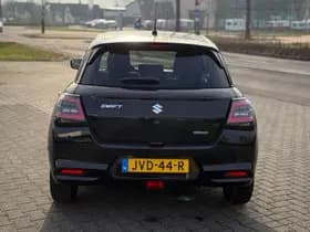 Suzuki Swift thumbnail 4