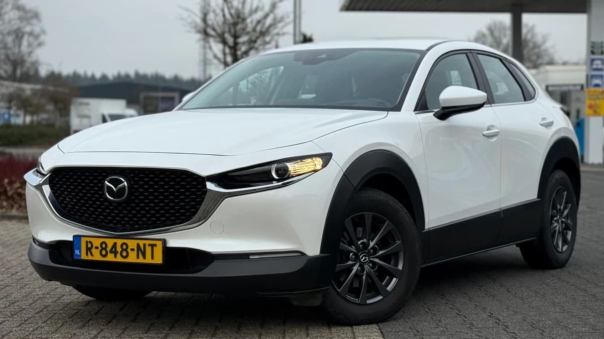 Mazda CX-30 — foto 1