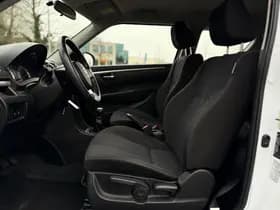 Suzuki Swift thumbnail 9