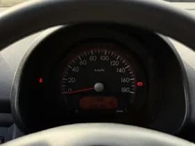 Suzuki Alto thumbnail 12