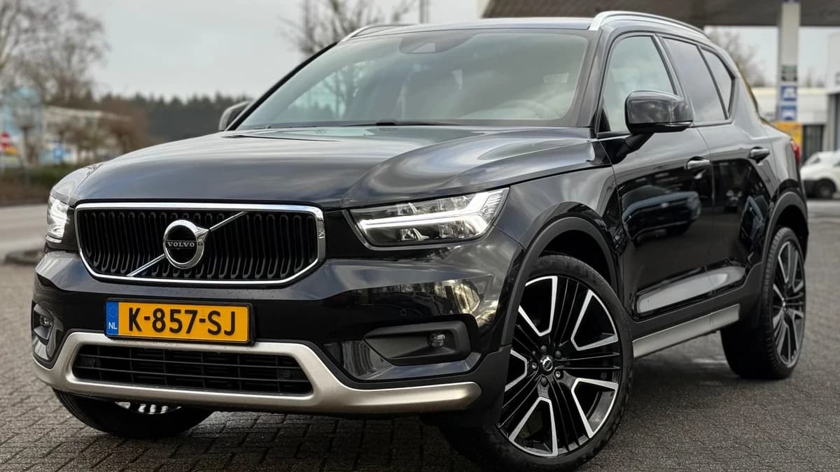 Volvo XC40 — foto 1