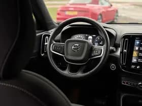 Volvo XC40 thumbnail 11