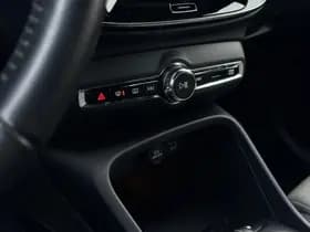 Volvo XC40 thumbnail 24