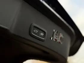 Volvo XC40 thumbnail 32