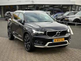 Volvo XC40 thumbnail 7