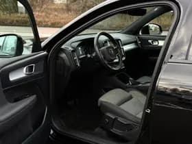Volvo XC40 thumbnail 8