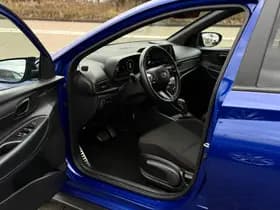 Hyundai i20 thumbnail 10