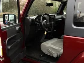 Jeep Wrangler thumbnail 8
