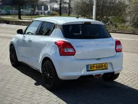 Suzuki Swift thumbnail 3