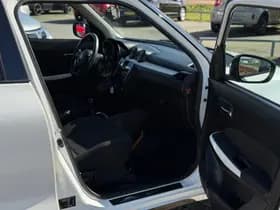 Suzuki Swift thumbnail 30