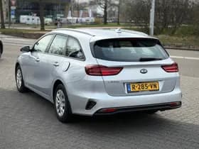 Kia Ceed thumbnail 3