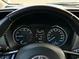 Toyota Yaris thumbnail 11