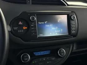 Toyota Yaris thumbnail 16