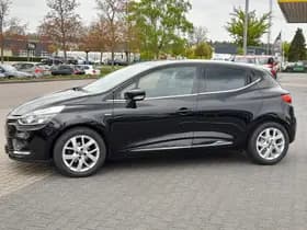 Renault Clio thumbnail 3