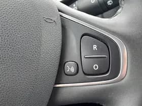 Renault Clio thumbnail 22