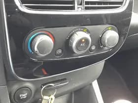 Renault Clio thumbnail 29