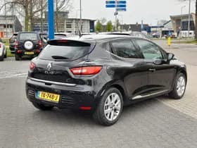 Renault Clio thumbnail 6