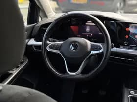 Volkswagen Golf thumbnail 11