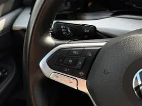 Volkswagen Golf thumbnail 13