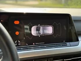 Volkswagen Golf thumbnail 23