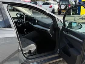 Volkswagen Golf thumbnail 39