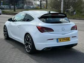 Opel Astra thumbnail 3
