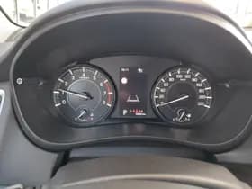Suzuki S-CROSS thumbnail 15