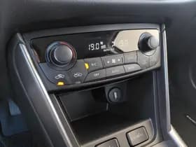 Suzuki S-CROSS thumbnail 17